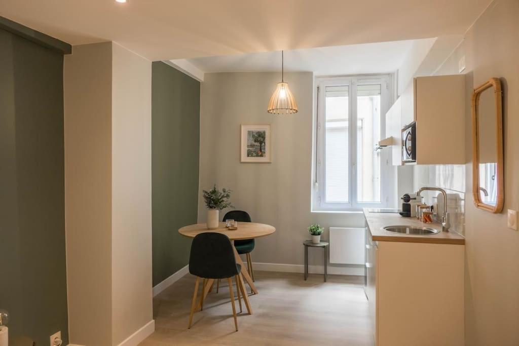 אורליאן Bel Appartement Idealement Situe מראה חיצוני תמונה